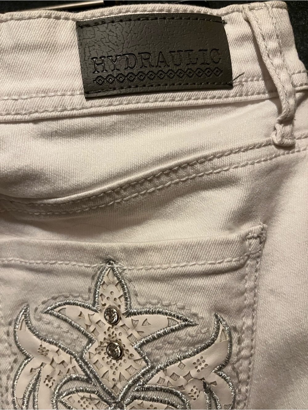 Hydraulic White Embroidered Capri Pants with Stud Accents